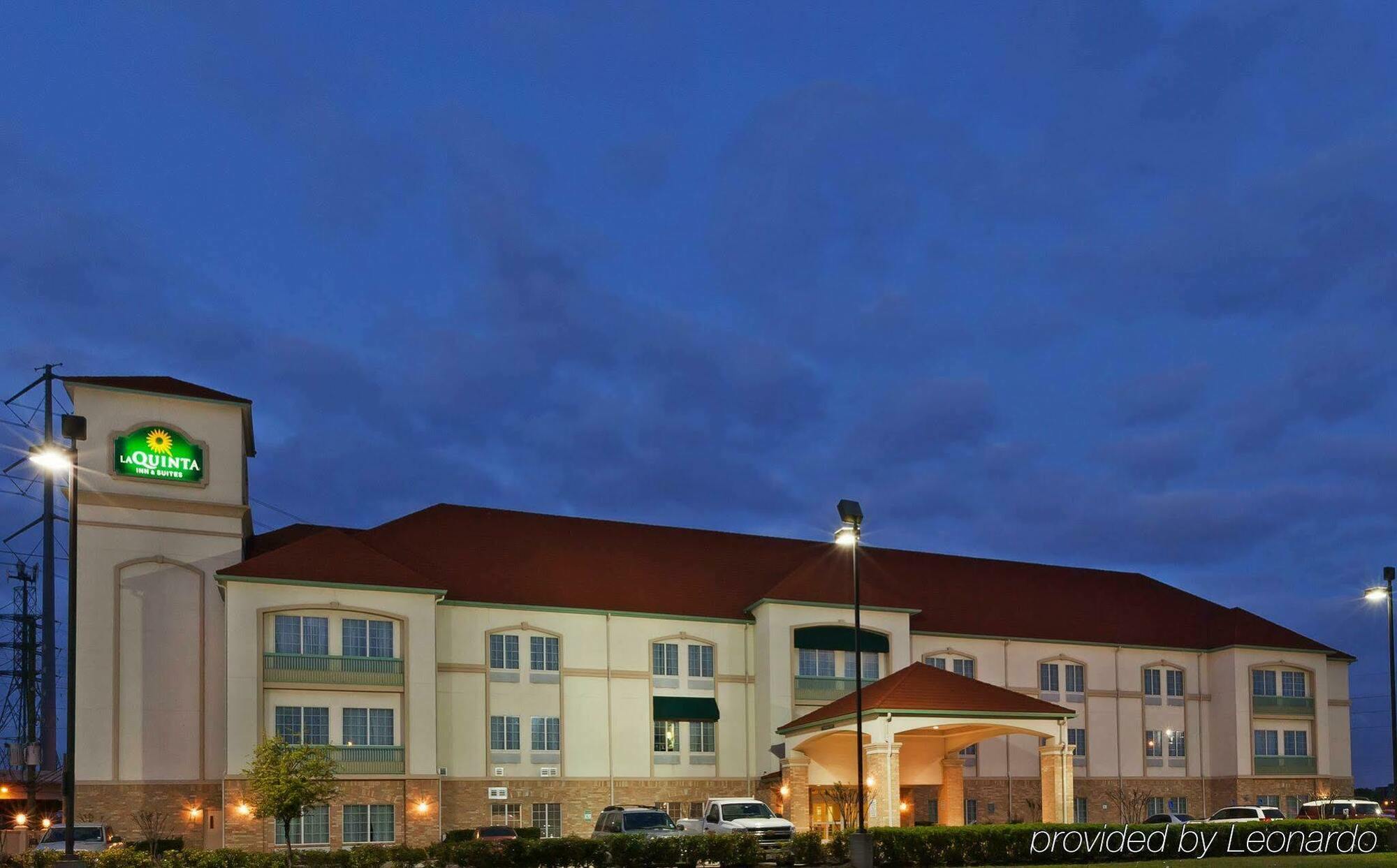 Sonesta Essential Houston Westchase Hotel Buitenkant foto